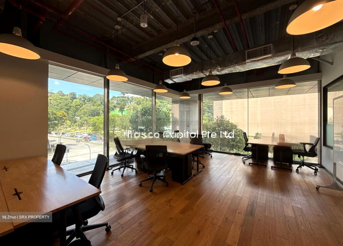 UE Square (D9), Office #497458931